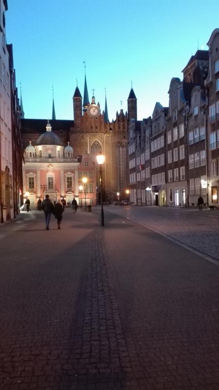 Apartment In Old Town - View Of Mariacki Church Gdansk Dış mekan fotoğraf